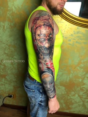 Sleeve